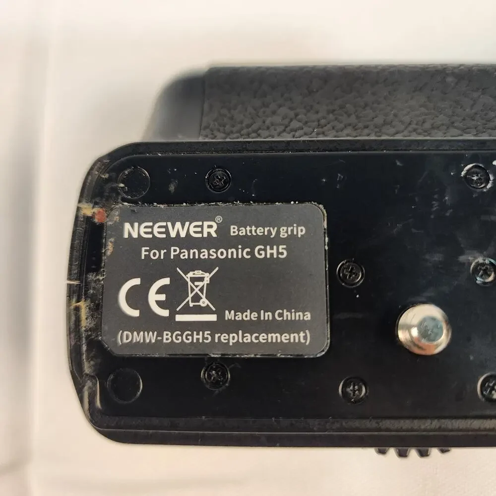 Neewer Battery Grip for Panasonic GH5 DMW-BGGH5 Replacement